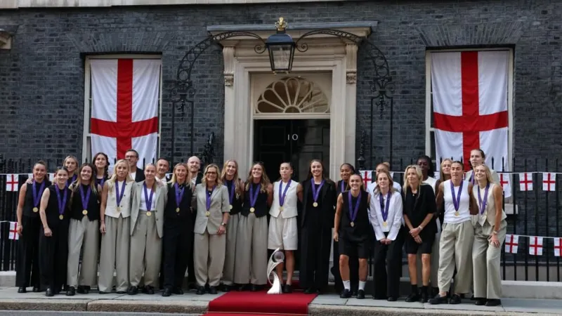 England Women's Football Team Celebrates Historic Euro 2025 Victory