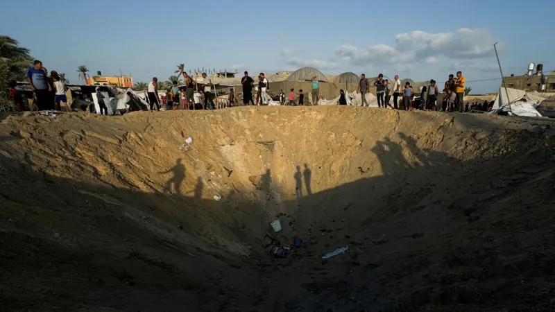 Deadly Israeli strike in Gaza humanitarian zone 'targets Hamas commanders'