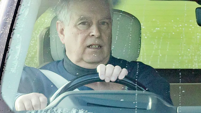 Registro  Iniciar sesión Andrew bajo presión para testificar sobre Epstein