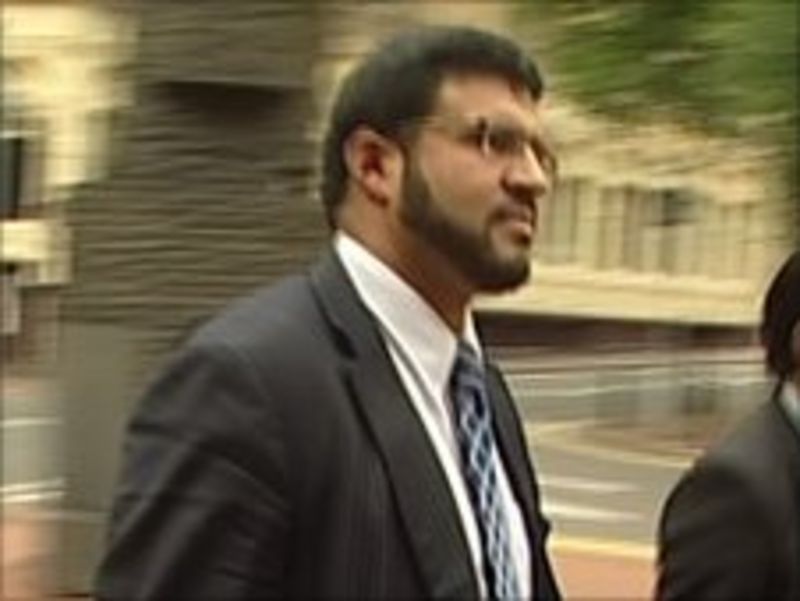 Overcharging Droitwich dentist faces jail BBC News