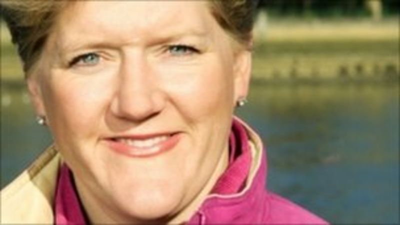 Clare Balding Complains Over Papers Sexuality Comment Bbc News