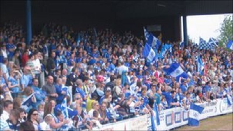 Queen of the South fans urged to find funds for club - BBC News