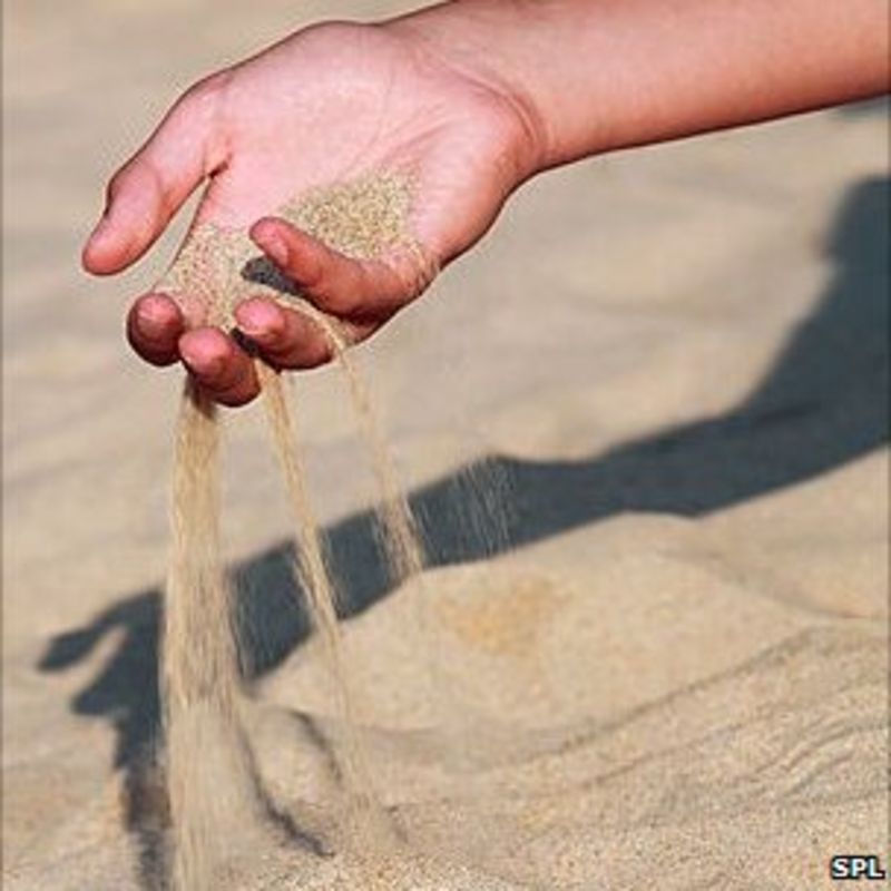 'Super sand' to help clean up dirty drinking water BBC News