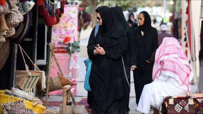 Women In Saudi Arabia To Vote And Run In Elections Bbc News 