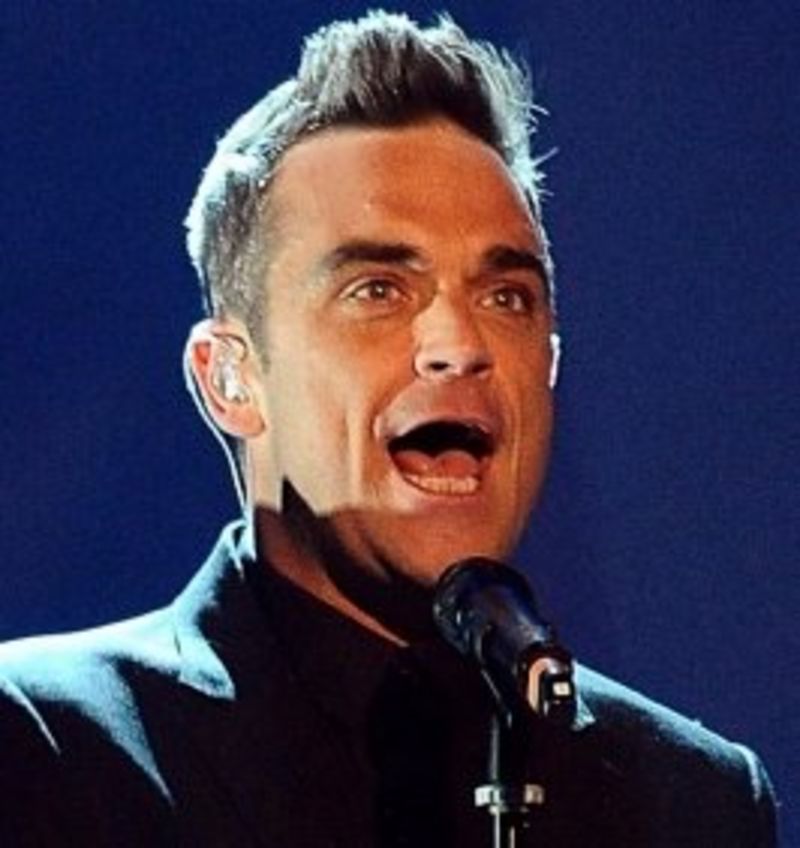 Robbie Williams eyes solo tour after Take That shows - BBC News