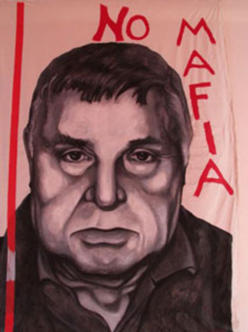 Mafia cast shadow over Sicily even as properties seized - BBC News