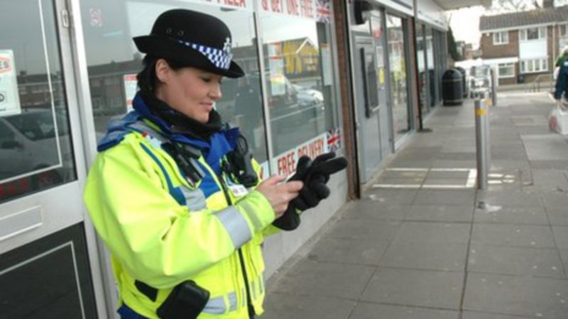 Northamptonshire Pcso Explains Her Role Bbc News