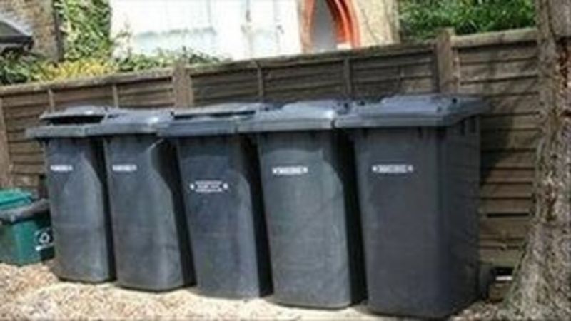 Derry City Council says overloaded black bins will be refused - BBC News