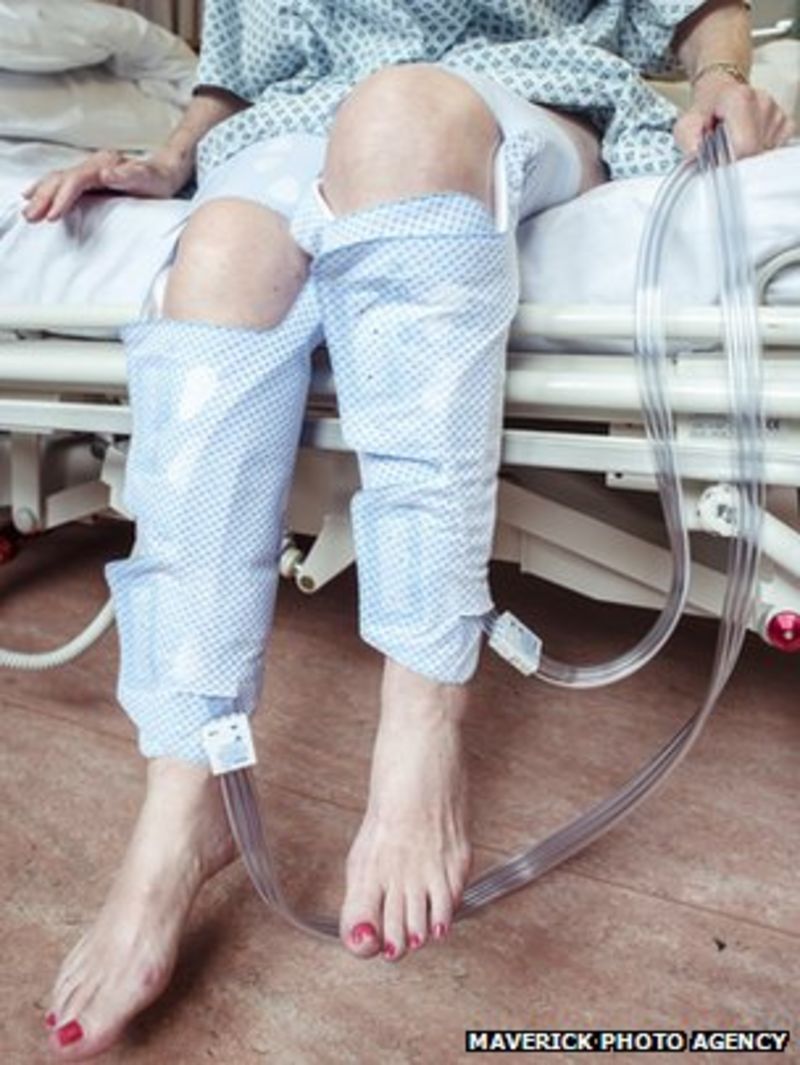 Wrapping Your Legs With Plastic Wrap at Eva Burgos blog