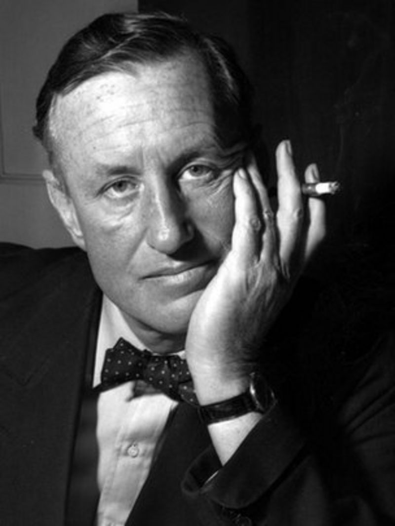 Ian fleming. Йен Флеминг. Флеминг писатель.