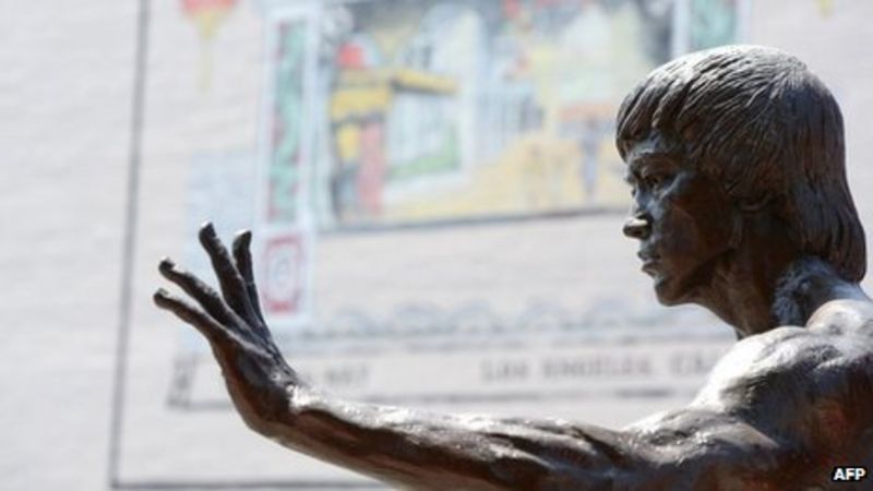 Hong Kong celebrates Bruce Lee's life and legacy - BBC News