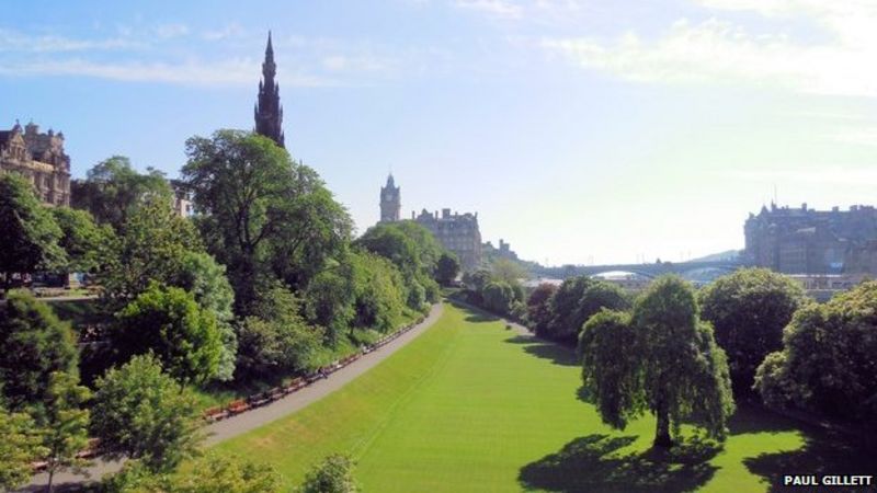 City of Edinburgh wins Britain in Bloom award - BBC News