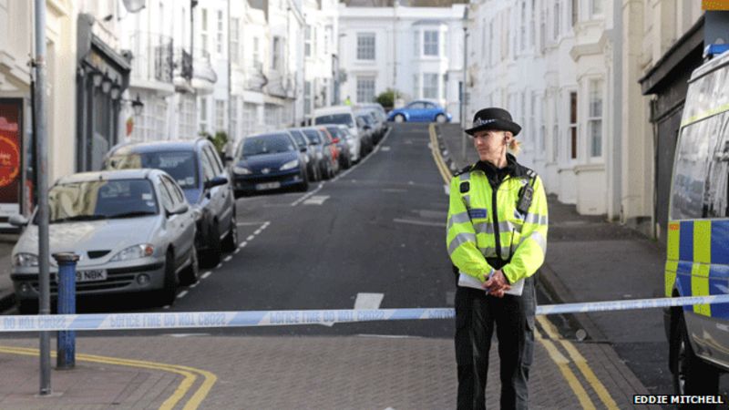 Brighton Stabbing: Man, 19, Held After Women Attacked - BBC News