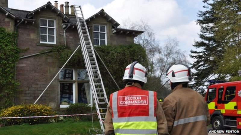 Fire Crews Battle Blaze At Stately Home Near Stirling BBC News
