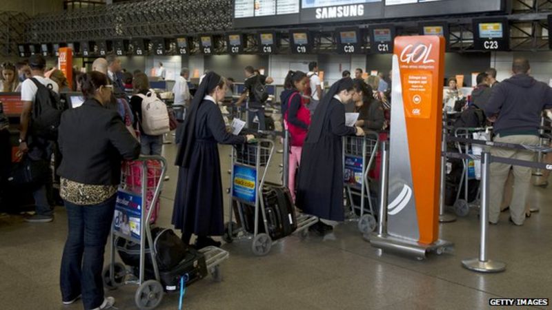 Brazil's battle to upgrade airports for the World Cup - BBC News