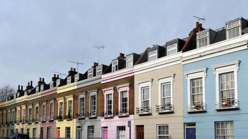 Housing Crisis 'threatens' London's Competitiveness - BBC News