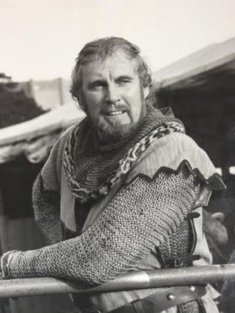 Terry Richards UK stunt man dies aged 81 BBC News