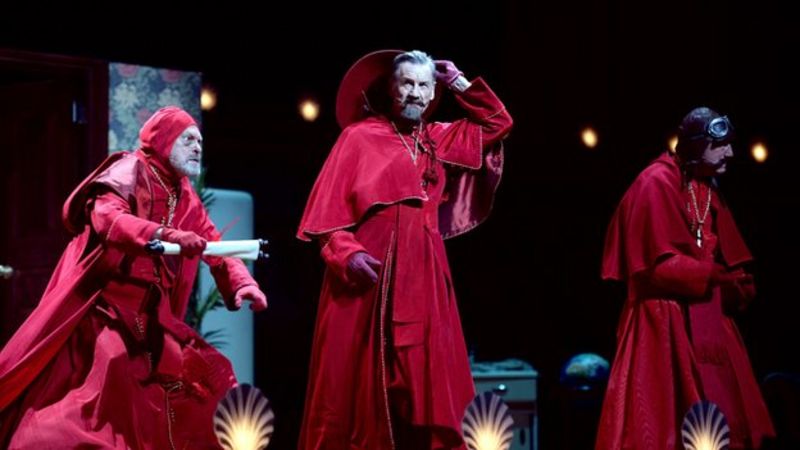 Monty Python stage return earns mixed reviews - BBC News