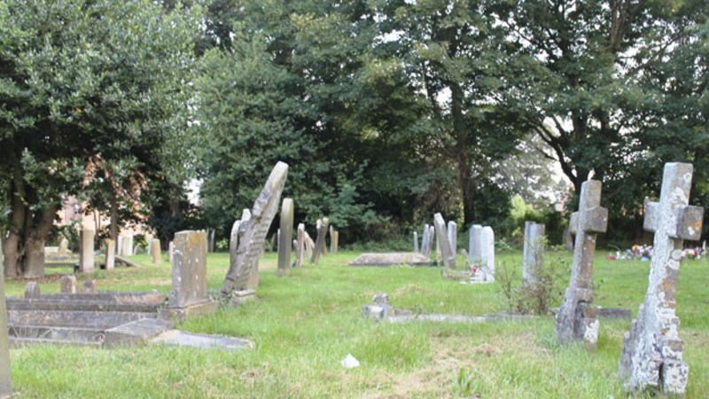 The headstones with unusual stories to tell - BBC News