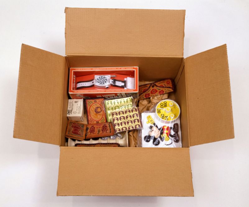 The secrets of Andy Warhol's time capsules BBC News