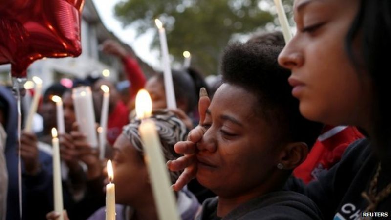 St Louis Protests Resume Over Police Shooting - BBC News