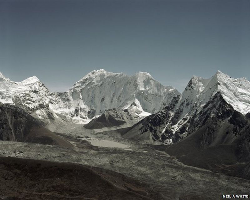 The dangerous beauty of the Himalayas - BBC News