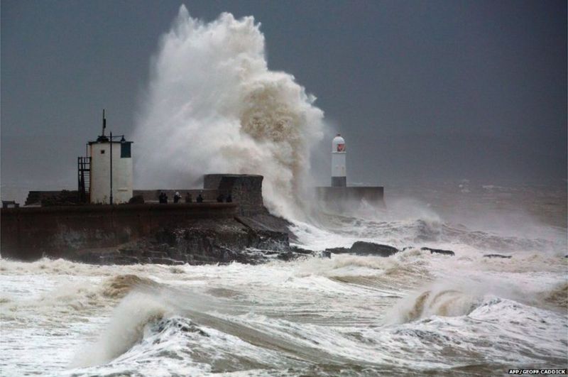 UK weather: Pictures of storm damage from around UK - BBC News