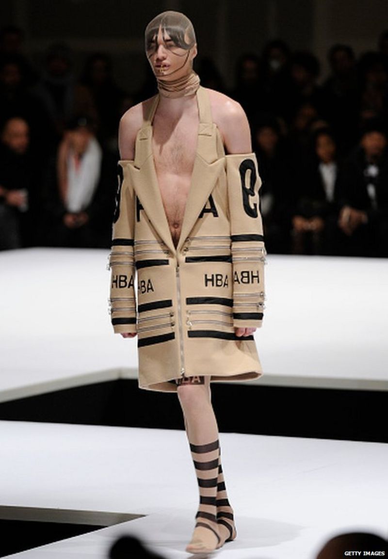 New York Fashion Week 2015: Weirdest looks so far - BBC News