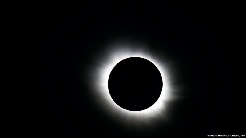 In Pictures: Solar Eclipse - Bbc News