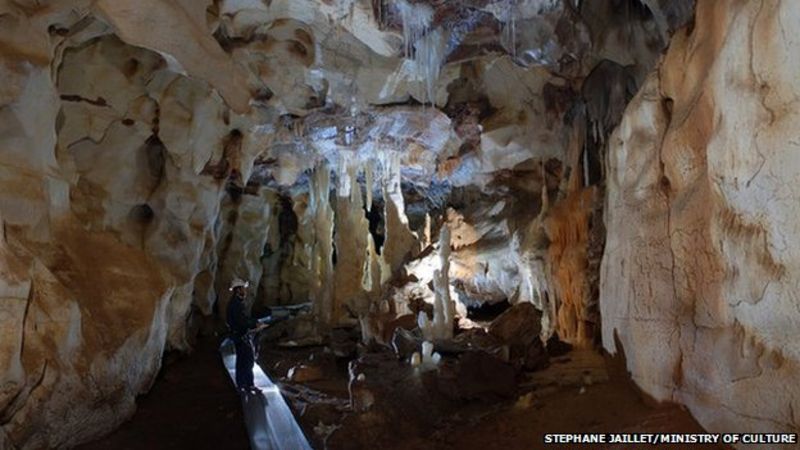 Vast Replica Recreates Prehistoric Chauvet Cave BBC News    82470267 B465eb03 0591 4cf3 9c9c F5b2706cf148 