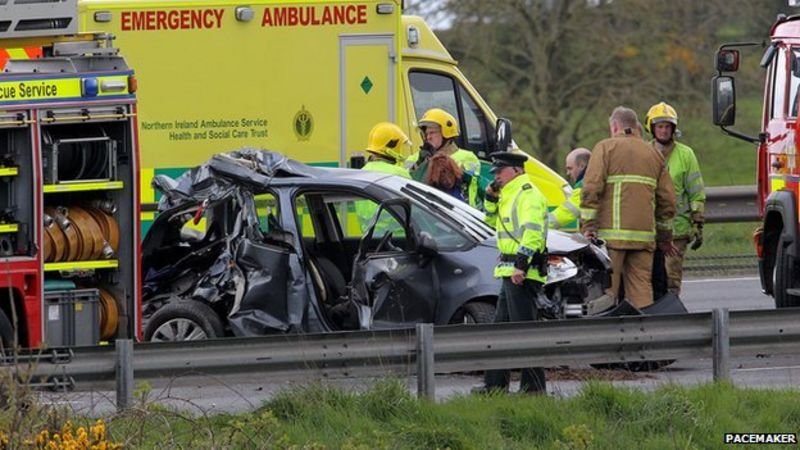 One dead after M1 motorway crash near Dungannon - BBC News