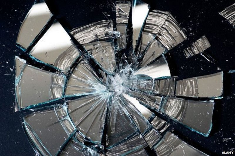 The people who think they are made of glass BBC News