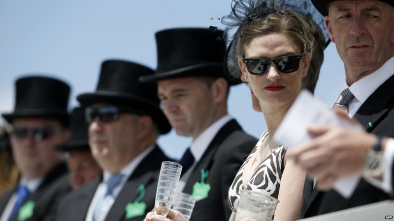 In Pictures Epsom Derby 2015 Bbc News