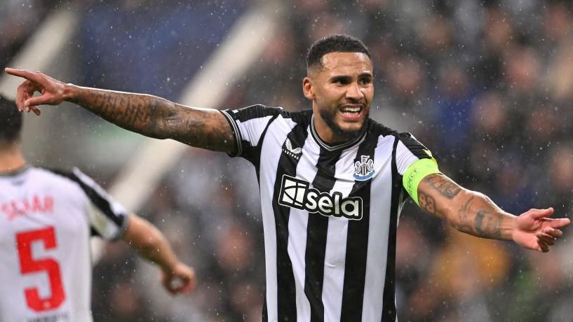 Newcastle United: Jamaal Lascelles on Magpies staying 'focused and  grounded' - BBC Sport