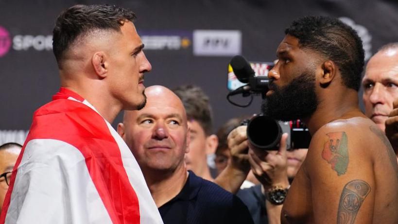 Tom Aspinall faces off with Curtis Blaydes