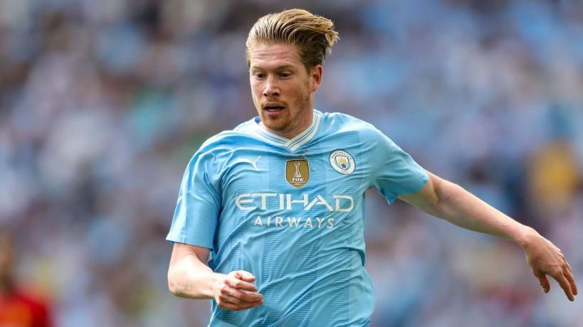 Kevin de Bruyne playing for Manchester City