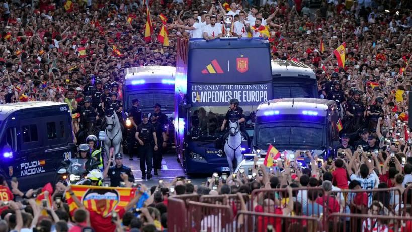 Spain's open-top bus