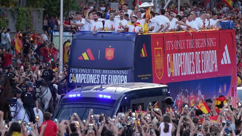 Spain's open-top bus