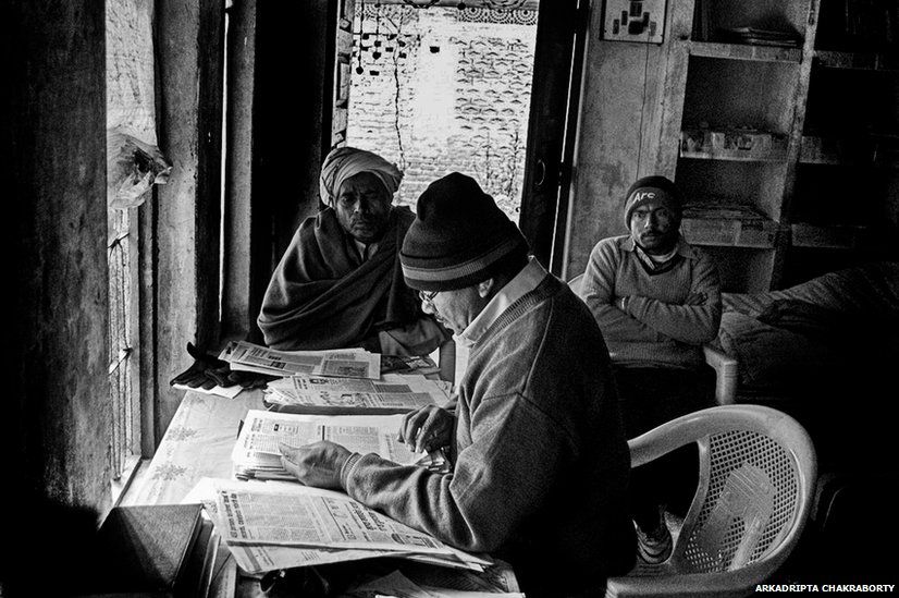 In pictures: India's 'living dead' - BBC News