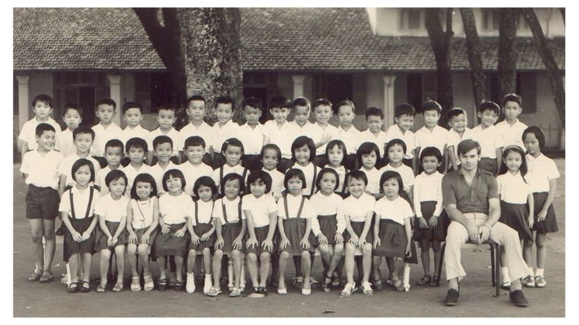 Ông Andre Menras từng dạy tiếng Pháp ở Việt Nam thời trẻ
