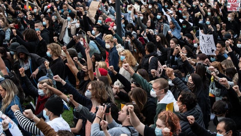 Biểu tình với khẩu hiệu Black Lives Matter ở Sydney ngày 6/6