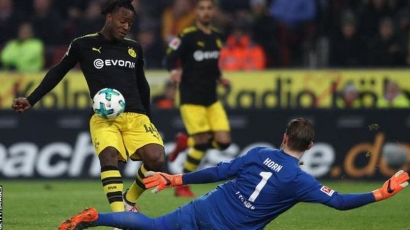 Michy Batshuayi aifungia Dortmund mabao mawili katika mechi yake ya kwanza