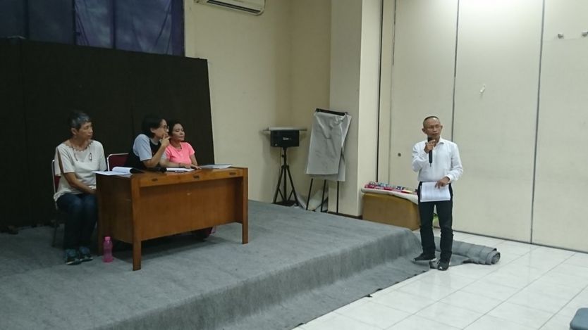 Konferensi pers respon Perkumpulan Homeschooler Indonesia atas Rilis Riset PPIM UIN tentang radikalisme dan homeschooling di Gedung YLBHI, Jakarta, Selasa (3/12)