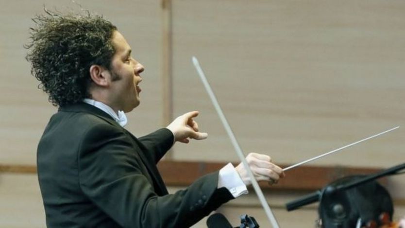 Nhạc trưởng nổi tiếng Gustavo Dudamel