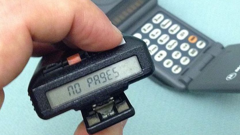 Beepers, o también llamados buscapersonas.