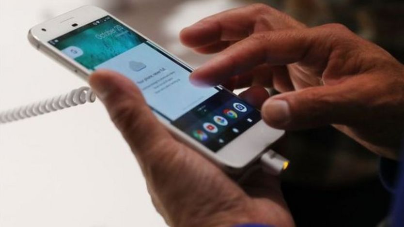 Google sẽ ra mắt các sản phẩm mới, bao gồm cả điện thoại thông minh, vào tháng sau