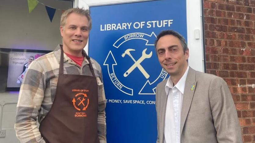 Alan Dalgairns, Library of Stuff's founder, with Hull City Council Leader Mike Ross