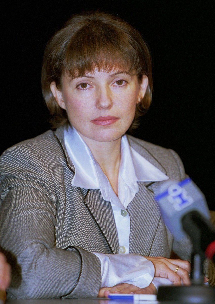 У Києві Юлія Тимошенко з'являється як заступник лідера "Гаромади", тодішнього прем'єра ы екс-губернатора Дніпропетровщини Павла Лазаренка