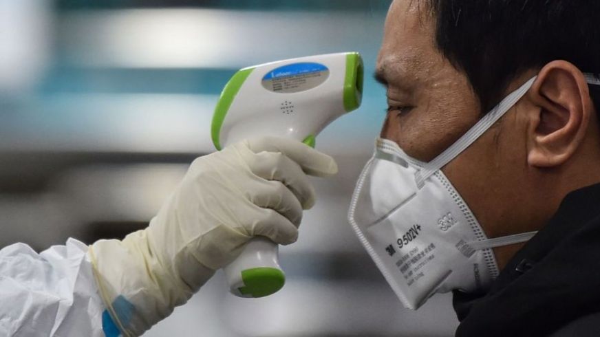 Nhiều người bệnh không hề có triệu chứng và có thể không biết mình đã có virus và đang lây lan cho người khác