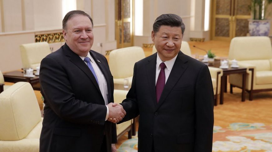 Ngoại trưởng Mỹ Mike Pompeo gặp Chủ tịch Trung Quốc Tập Cận Bình tại Bắc Kinh năm 2018